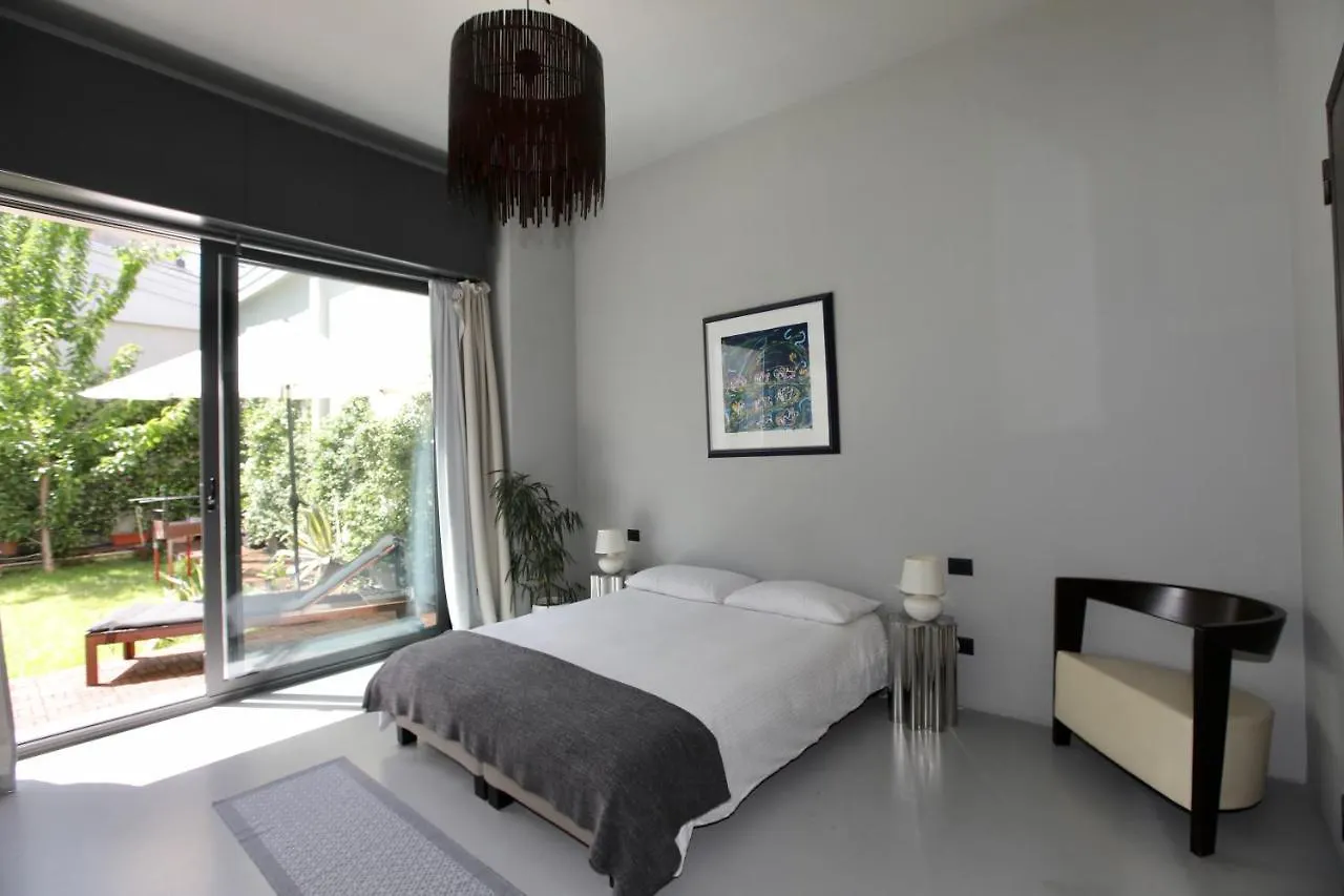 Loft Navigli With Private Garden Bed and Breakfast Milaan Bed & Breakfast