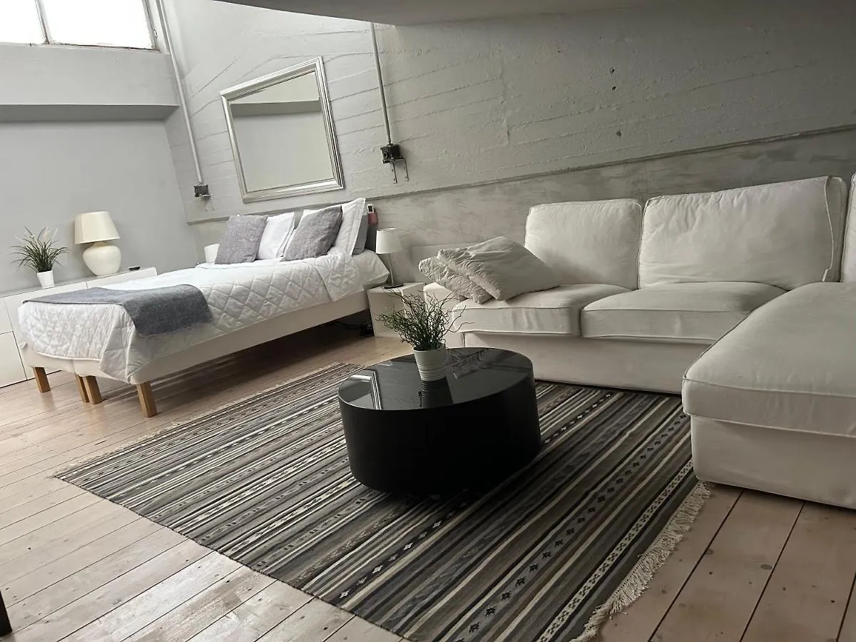 Bed and Breakfast Loft Navigli With Private Garden Milano Italia